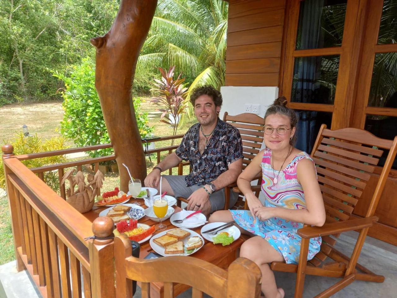 Hanguk Lanka Lagoon Villa แทนกาลเล ภายนอก รูปภาพ