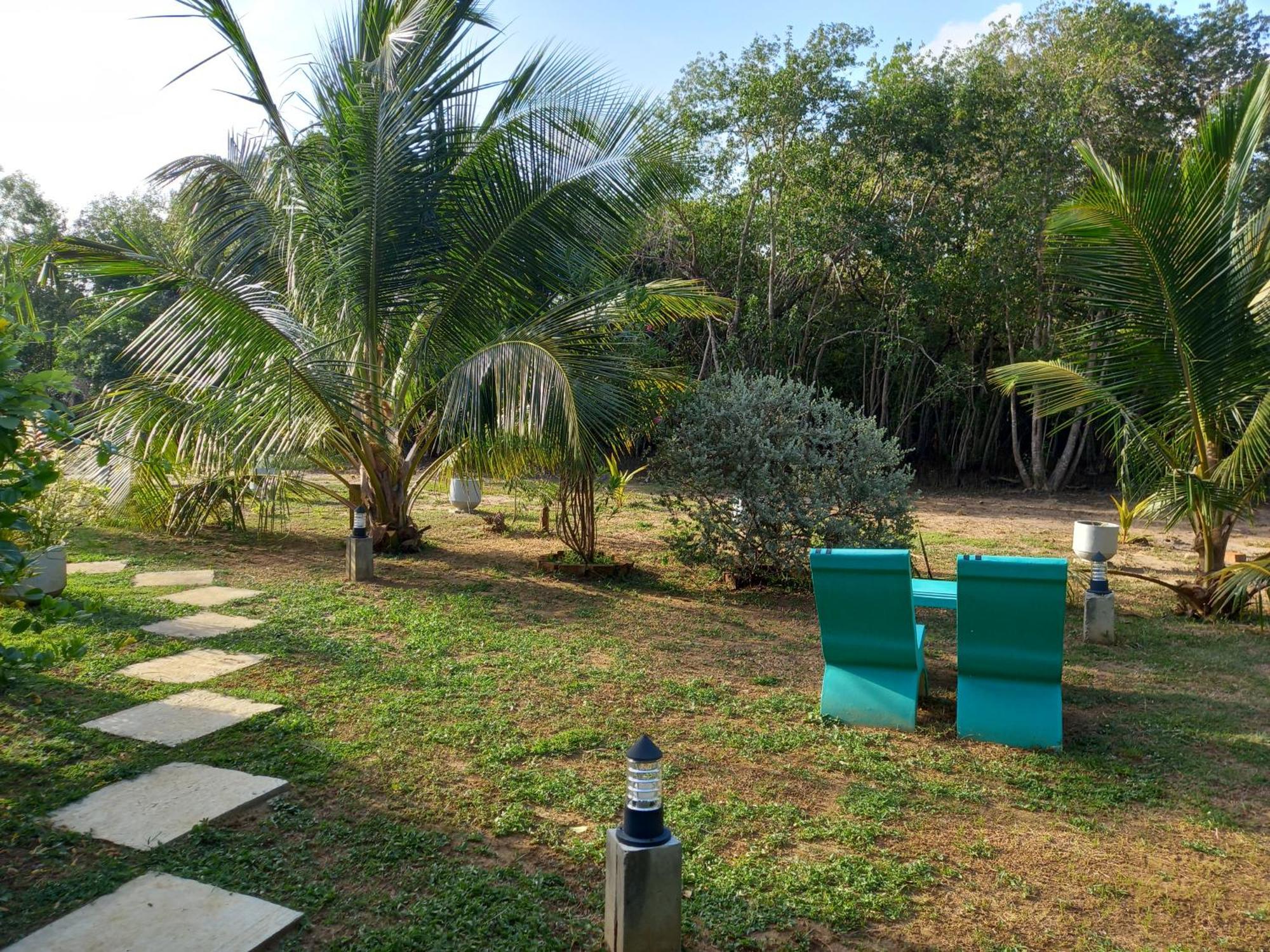 Hanguk Lanka Lagoon Villa แทนกาลเล ภายนอก รูปภาพ