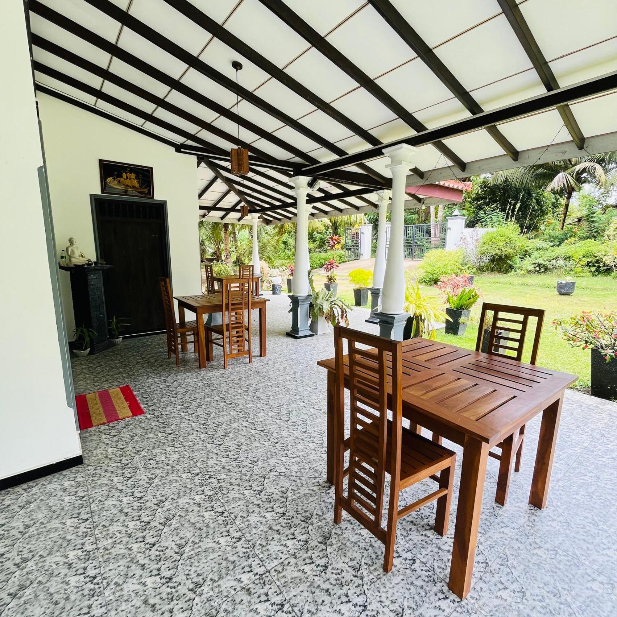 Hanguk Lanka Lagoon Villa แทนกาลเล ภายนอก รูปภาพ