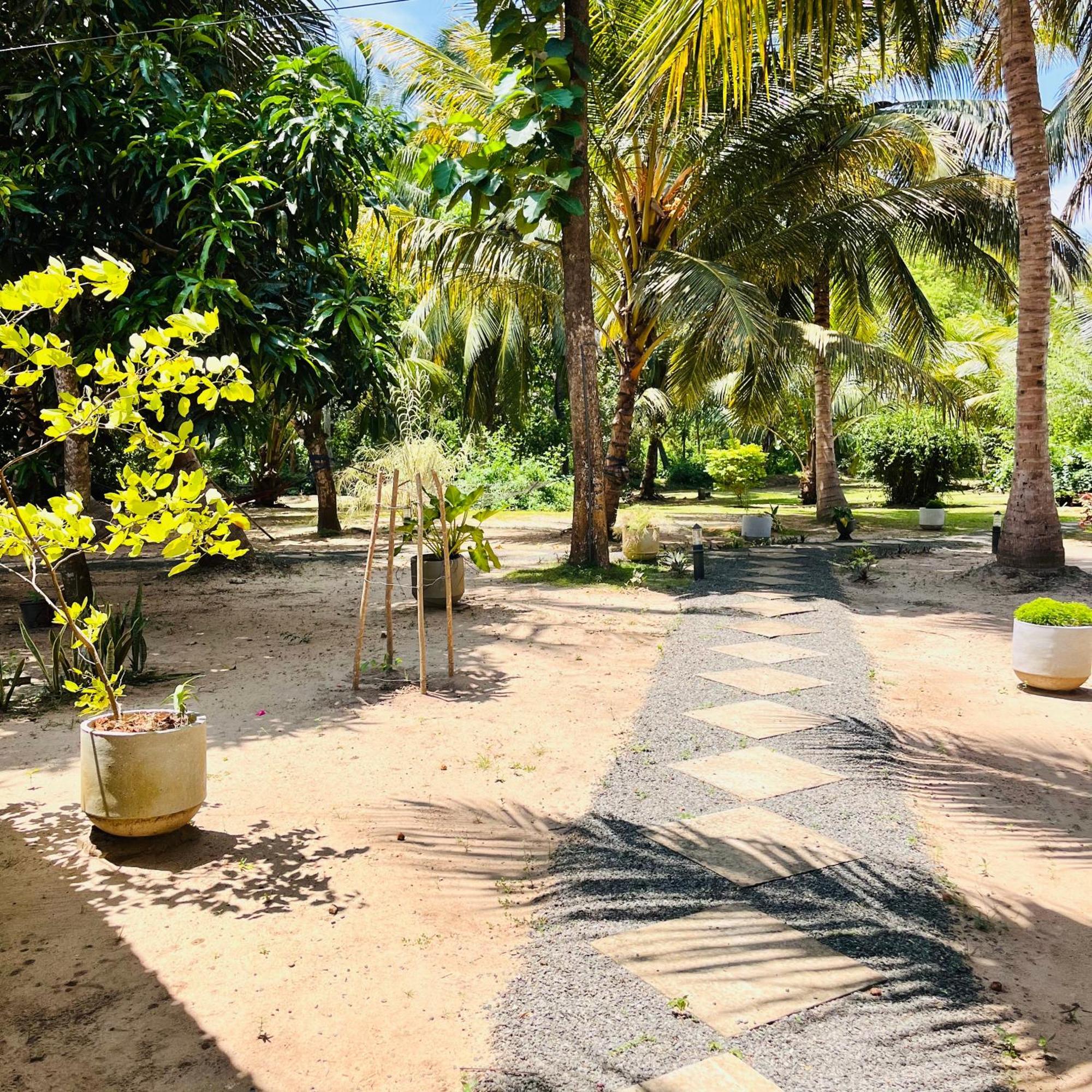 Hanguk Lanka Lagoon Villa แทนกาลเล ภายนอก รูปภาพ
