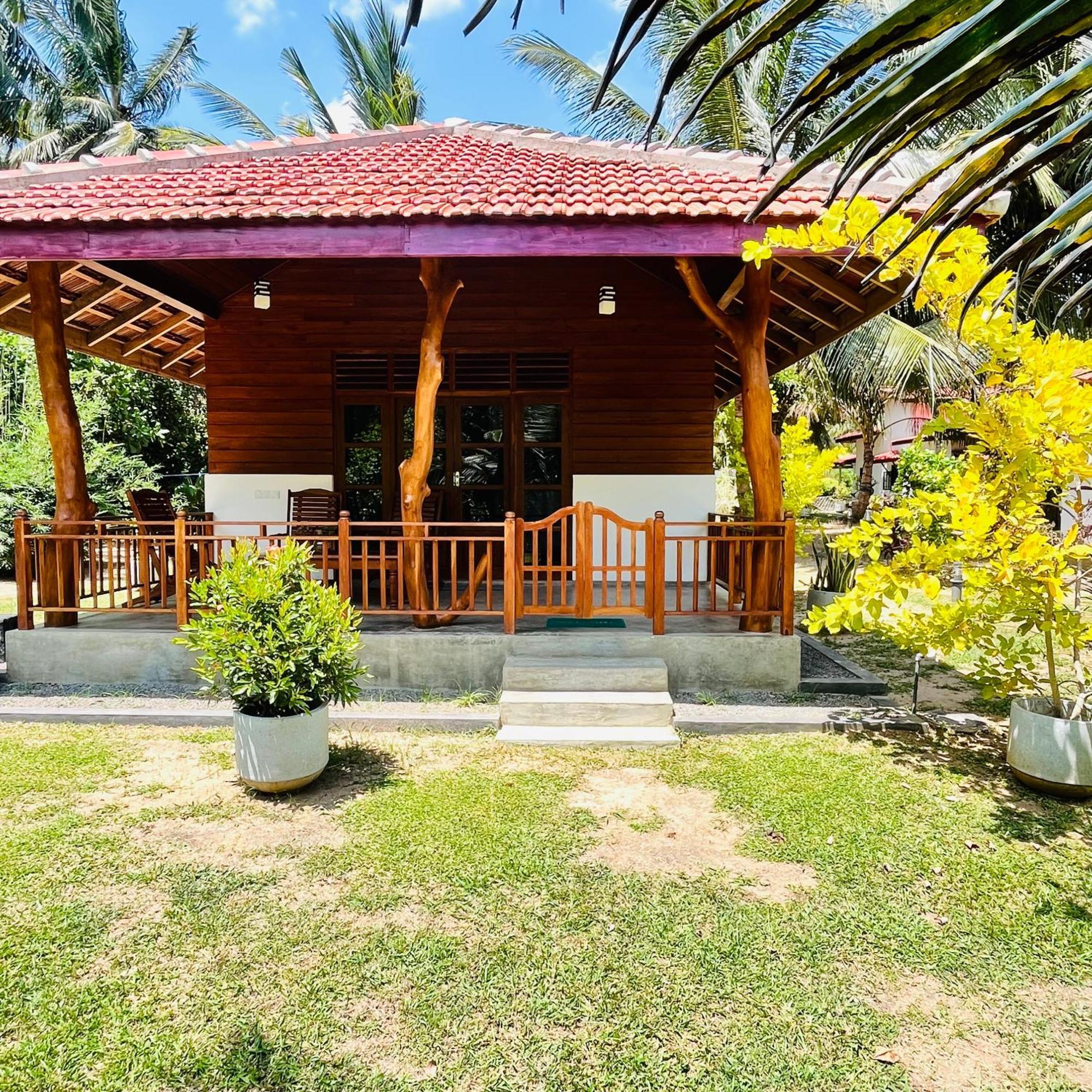 Hanguk Lanka Lagoon Villa แทนกาลเล ภายนอก รูปภาพ